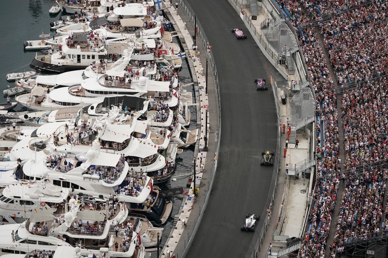 Illustration for article titled Daniel Ricciardo Wins Monaco Grand Prix With A Broken Car